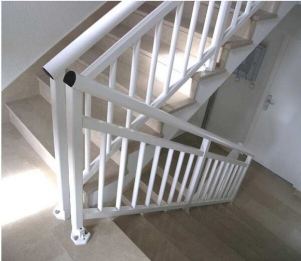 Aluminium indoor railing