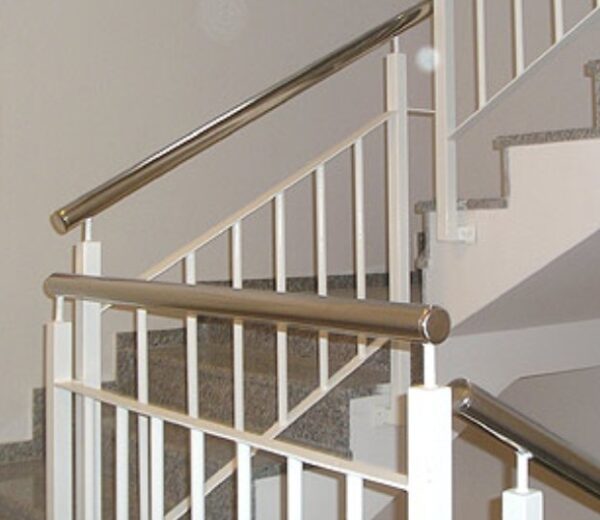 Metal staircase railing type 1