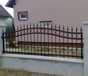 Kovana vanjska ograda